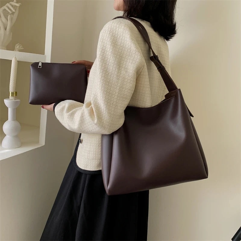 Asløg | Minimalistisk axelväska i modern snitt