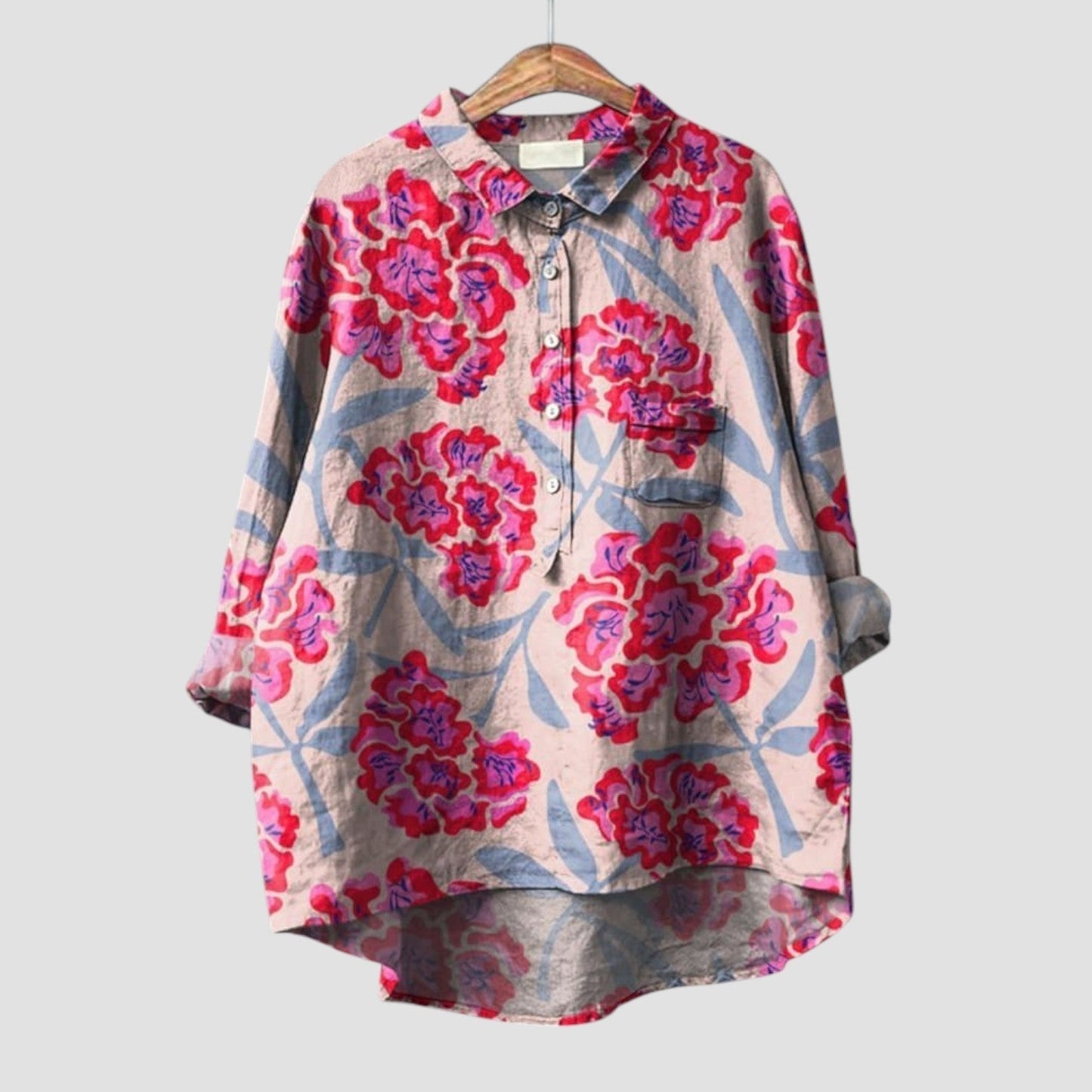 Renata™ – Livlig och full av charm