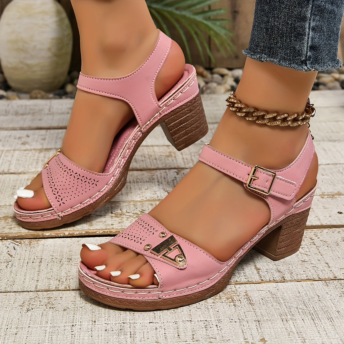Adelina Komfort Spänne Sandaler