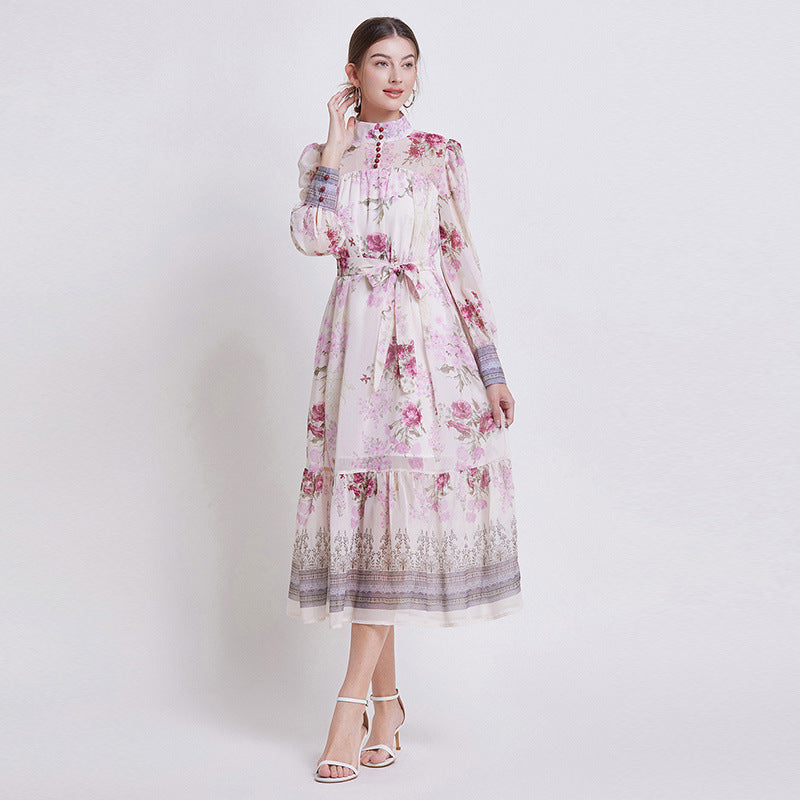 ZEHLIA – Elegant blomstrad chiffongklänning