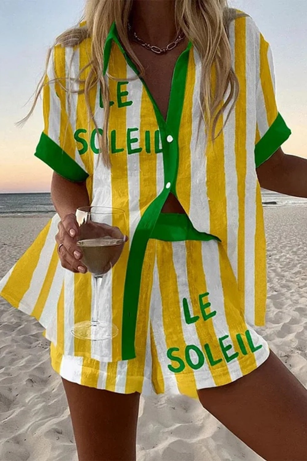Perline | Kort linsett med gula ränder