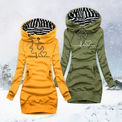 Kari | Klänning-poncho med hjärtprint