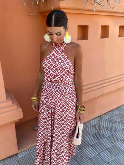 AURYSTRA – Skulpterad elegant off-shoulder klänning